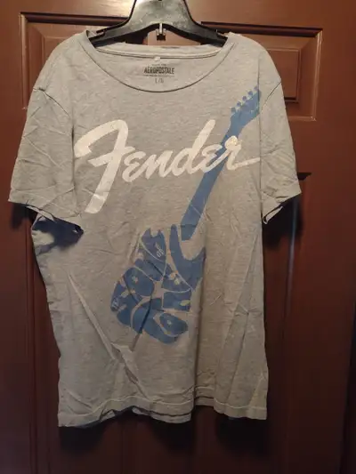 Fender guitar tee-shirt size large, View more