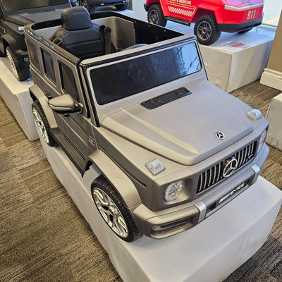 Photos are of display models - Your purchase comes NEW, SEALED IN THE BOX! KidsVIP Exclusive Ride On...