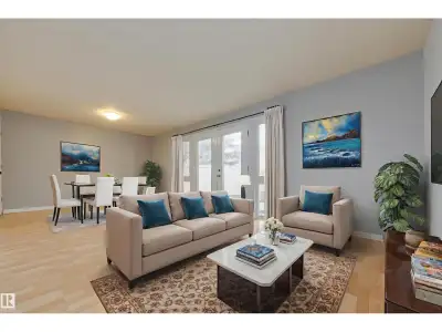 Welcome to the beautiful Royal Gardens neighbourhood! This large 4 bedroom townhome with 3 bathrooms...