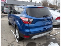 4 WHEEL DRIVE!! NO ACCIDENTS!! CARFAX CLEAN! FEATURES INCLUDE HEATED SEATS, LEATHER INTERIOR, BLUETO... (image 4)