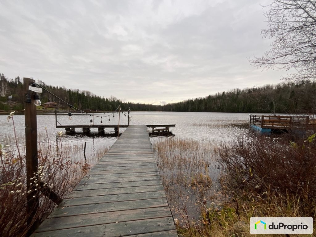 $75,000 - Cottage for sale in La Baie — photo 2