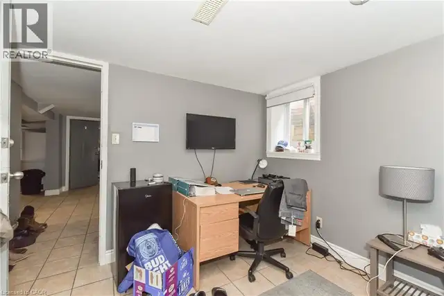 166 ELGIN Crescent Waterloo, Ontario in Long Term Rentals in Kitchener / Waterloo - Image 16