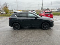 Nouvel Arrivage! La Mazda CX-5 Sport Design avec moteur turbo 2023, conçue pour le marché canadien,... (image 3)