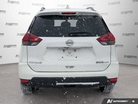 This Nissan Rogue boasts a Regular Unleaded I-4 2.5 L/152 engine powering this Variable transmission... (image 4)