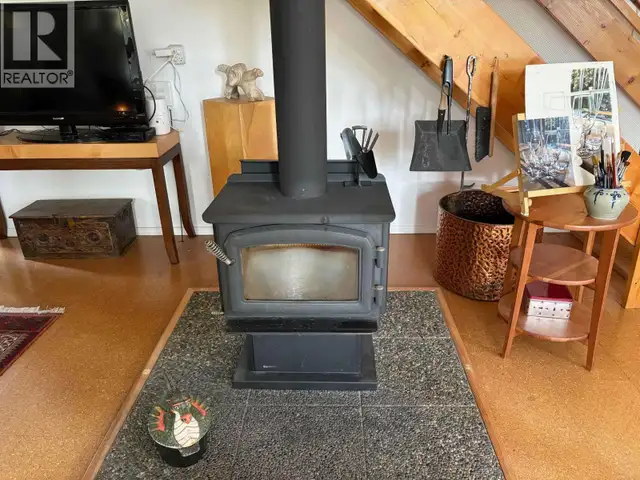 3557 CANDLE DRIVE Canim Lake, British Columbia in Houses for Sale in 100 Mile House - Image 30