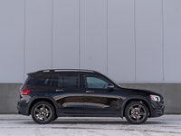 CARGET AUTOMOTIVE is thrilled to offer this 2021 Mercedes-Benz GLB250, a compact luxury SUV offering... (image 5)