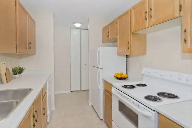 Hillside Estates - 2 Bedroom Apartment for Rent in Long Term Rentals in Calgary - Image 8