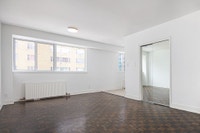 Gloucester Apartments are close to it all! Located at Gloucester Street and Jarvis Street, these apa... (image 6)