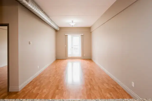 1 bedroom on Harmony Square - Available NOW in Long Term Rentals in Brantford - Image 9