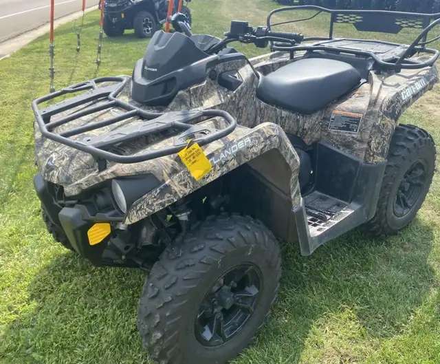 2019 CAN-AM OUTLANDER 570 DPS (FINANCING AVAILABLE) in ATVs in Strathcona County - Image 5