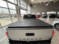 TOW HITCH, HEATED MIRRORS, BACK-UP CAMERA Upgrade to a truck that's built for life in Edmonton. This... (image 8)