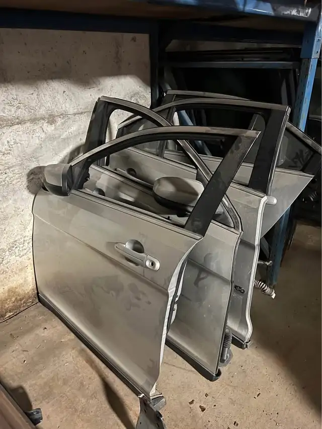 Ford Car Parts (Taurus, Fusion, Focus etc. ) in Auto Body Parts in Owen Sound - Image 2