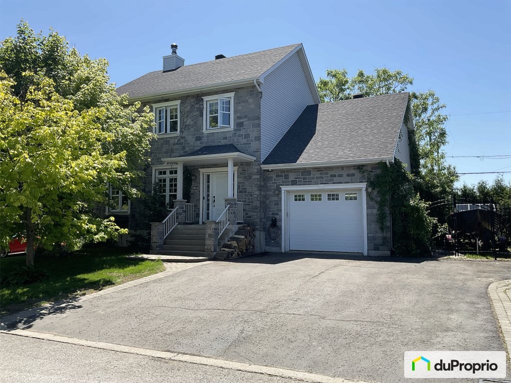 $759,000 - 2 Storey for sale in L'Assomption — photo 1