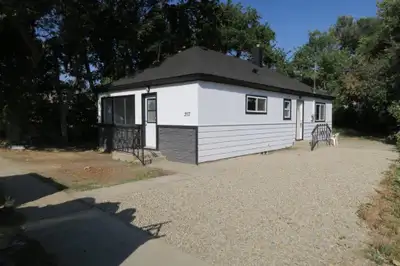 Why rent? Buy this renovated 2 bedroom starter home in the small village of Lomond for 0 down paymen...