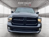 TRAILER SWAY CONTROL, OIL PRESSURE GAUGE, TRACTION CONTROL, ABS BRAKES, POWER STEERING Are you ready... (image 6)