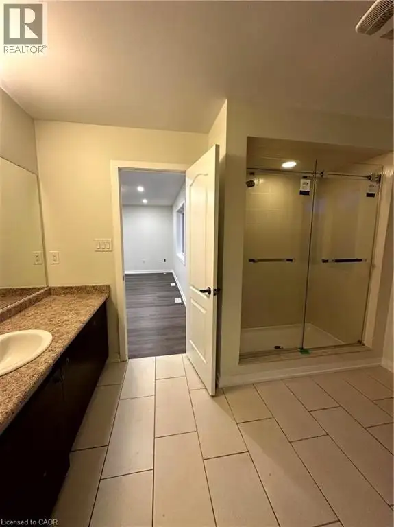 7 ABERCROMBIE Crescent Brampton, Ontario in Long Term Rentals in Mississauga / Peel Region - Image 29