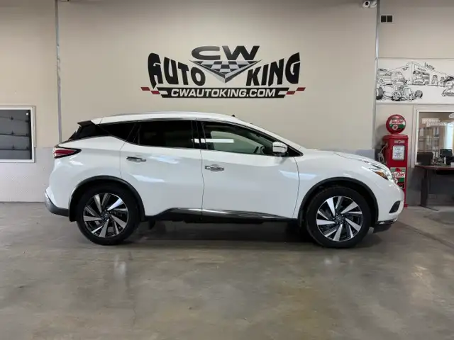 2017 Nissan Murano Platinum / AWD /  1 Local Owner 