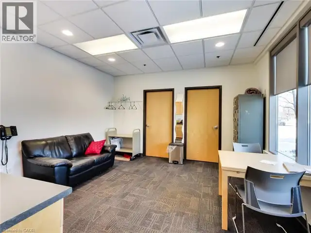 540 PLAINS Road E Unit# 100 Burlington, Ontario in Commercial & Office Space for Sale in Oakville / Halton Region - Image 31