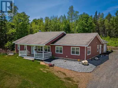 The country lifestyle is calling and 1339 Stewiacke Road in Lansdowne Station is an excellent possib...