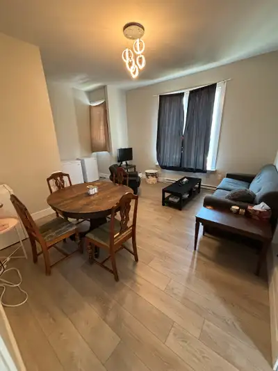 5589 C Morris St - 3 Bedroom Apartment - Sept 1