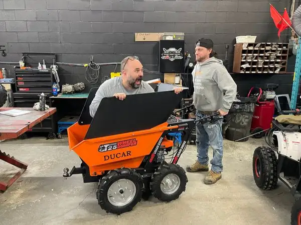 Motorized wheelbarrow with drawbar & skip extension62863732182274121