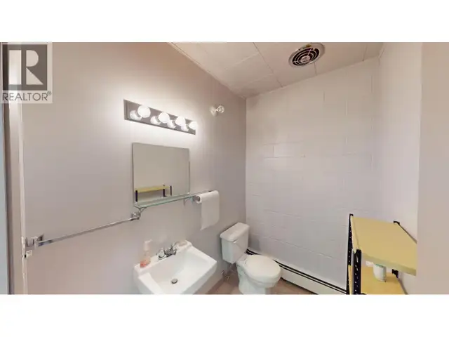 9947 100 AVENUE Fort St. John, British Columbia in Commercial & Office Space for Rent in Fort St. John - Image 27