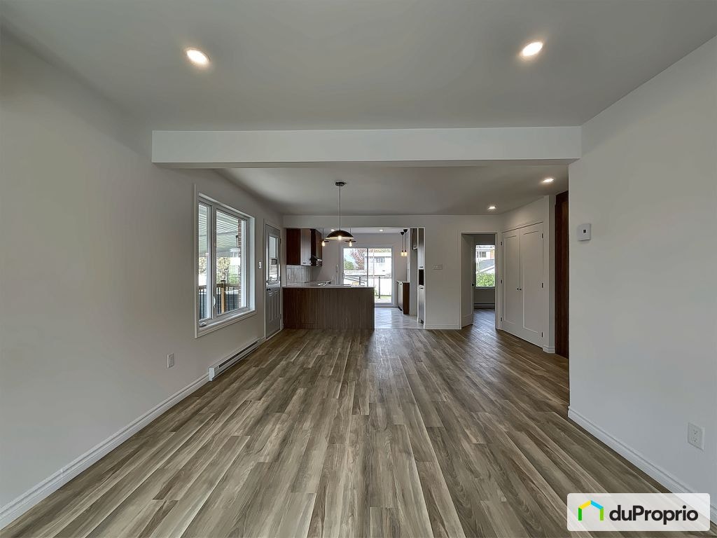 $469,000 - Bungalow for sale in Granby — photo 2