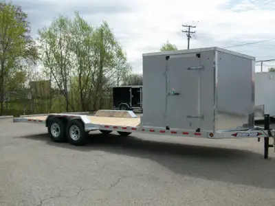 PLATE-FORME NEUVE GALVANISER HYBRID AVEC CARGO AVANT 8' X 7' X 6'HT. PLATE-FORME ARRIERE 81'' X17'.7...