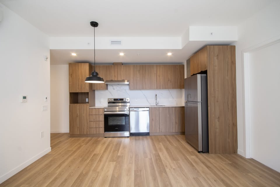4 Bd Cartier OLaval — photo 1