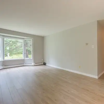 Conveniently located just minutes from Clayton Park Shopping Center, Bayers Lake, Halifax Shopping C...