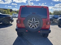 TRANSMISSION: 8-SPEED AUTOMATIC (STD),QUICK ORDER PACKAGE 24G SAHARA -inc: Engine: 3.6L Pentastar VV... (image 5)