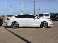 ower Sunroof | Heated Power Mirrors | Remote Start | Leather Heated & Ventilated Bucket Seats | Navi... (image 8)
