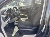 This Chrysler Grand Caravan delivers a Regular Unleaded V-6 3.6 L/220 engine powering this Automatic... (image 6)