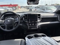 BRIGHT WHITE,MOPAR FRONT & REAR ALL-WEATHER FLOOR MATS,TIRES: LT275/70R18E BSW AS,ENGINE: 6.4L V8 HE... (image 9)