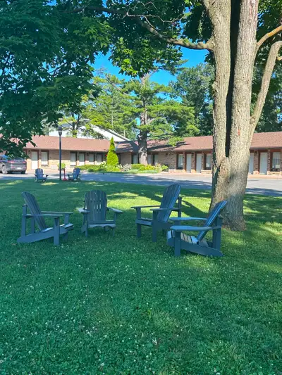 Hotel Laundry / Front Desk / Weekends, View more
