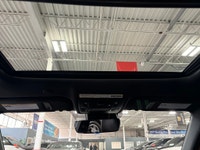 **SUMMER SPECIAL!** FEATURING : AWD, SUNROOF, HIGHLY EQUIPPED, VERY CLEAN! FINISHED IN BLACK ON MATC... (image 7)