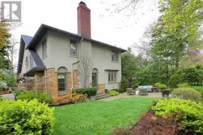 39 Glengowan Rd offers a rare blend of ravine-side tranquility and refined living. Set above the pea...