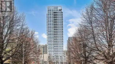 Brand New Condo By Capital Developments. Spacious 1+1, 1 bathroom unit. The Den can be used as the s...