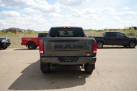 --DRIVE THE DREAM THIS SUMMER AT ADRENALIN MOTORS! NOW LOCATED IN GASOLINE ALLEY, RED DEER!-- 5.7L H... (image 5)