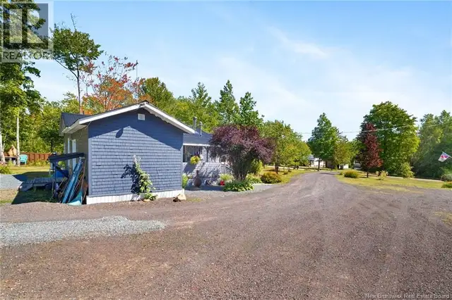 1677 Bronson Sett Road Bronson Settlement, New Brunswick in Houses for Sale in Fredericton - Image 33