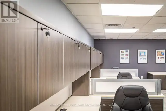 19 - 5100 SOUTH SERVICE ROAD Burlington (Industrial Burlington), in Commercial & Office Space for Rent in Oakville / Halton Region - Image 19