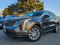 Experience driving sophistication with this 2021 Cadillac XT4 AWD Luxury, presented in a stunning Gr... (image 7)