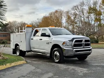 2013 Ram 3500 Service Truck 4X4 Gear Selector Radio AM/FM Air Conditioning / Heat Beacon Storage Com...