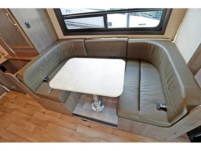 2024 Jayco Redhawk SE redhawk 22A 1 extension Classe C 24 pieds in RVs & Motorhomes in Laval / North Shore - Image 7