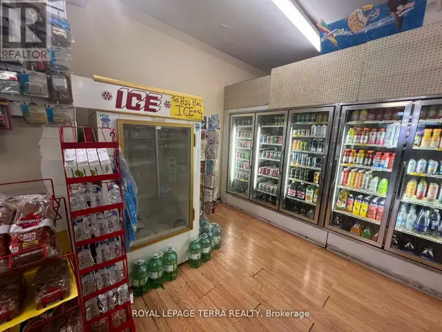 846 PAPE AVENUE Toronto (Danforth Village-East York), Ontario62863766813953121