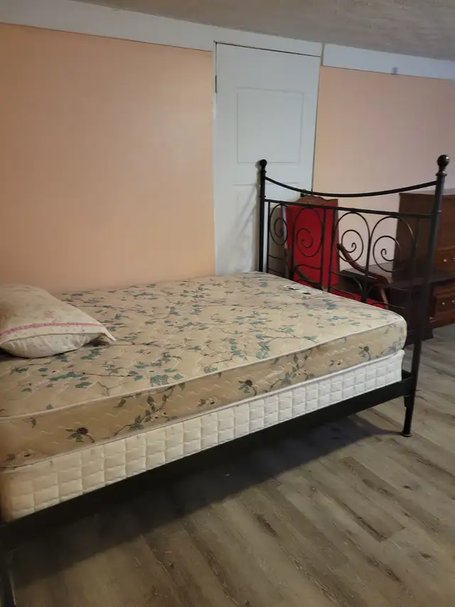 Furnished 1 Bedroom Basement For Rent!