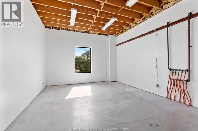 492 BLANCHARD PARK Unit# 1 Lakeshore, Ontario in Commercial & Office Space for Rent in Windsor Region - Image 9