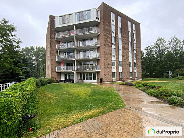 $489,000 - Condominium for sale in Longueuil (Vieux-Longueuil) — photo 2