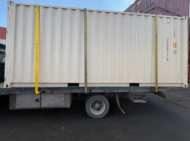 NEW & USED SEA CANS FOR SALE/RENT NEAR WHITBY CALL 647-200-1408! in Storage Containers in Oshawa / Durham Region - Image 6