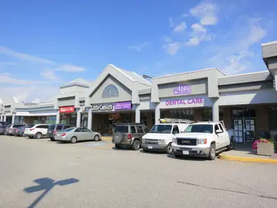Retail space for lease - unit #105D Fruit Union Plaza Fruit Union Plaza is located in the Polson Gat...